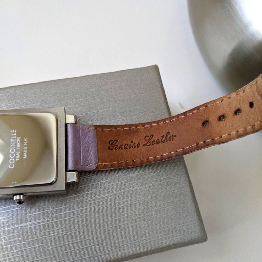 🇬🇧 COCCINELLE CLASSIC SQUARE LADIES WATCH - Picture 7 of 7